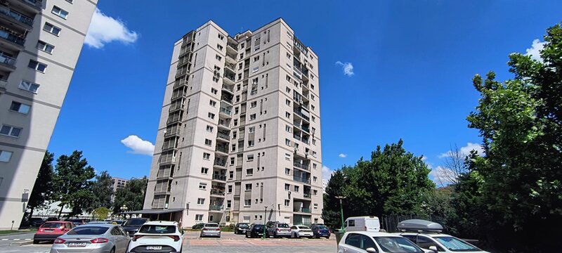Titan - Auchan Apartament 2 camere 56 mp Mobilat si utilat Parcare inclusa